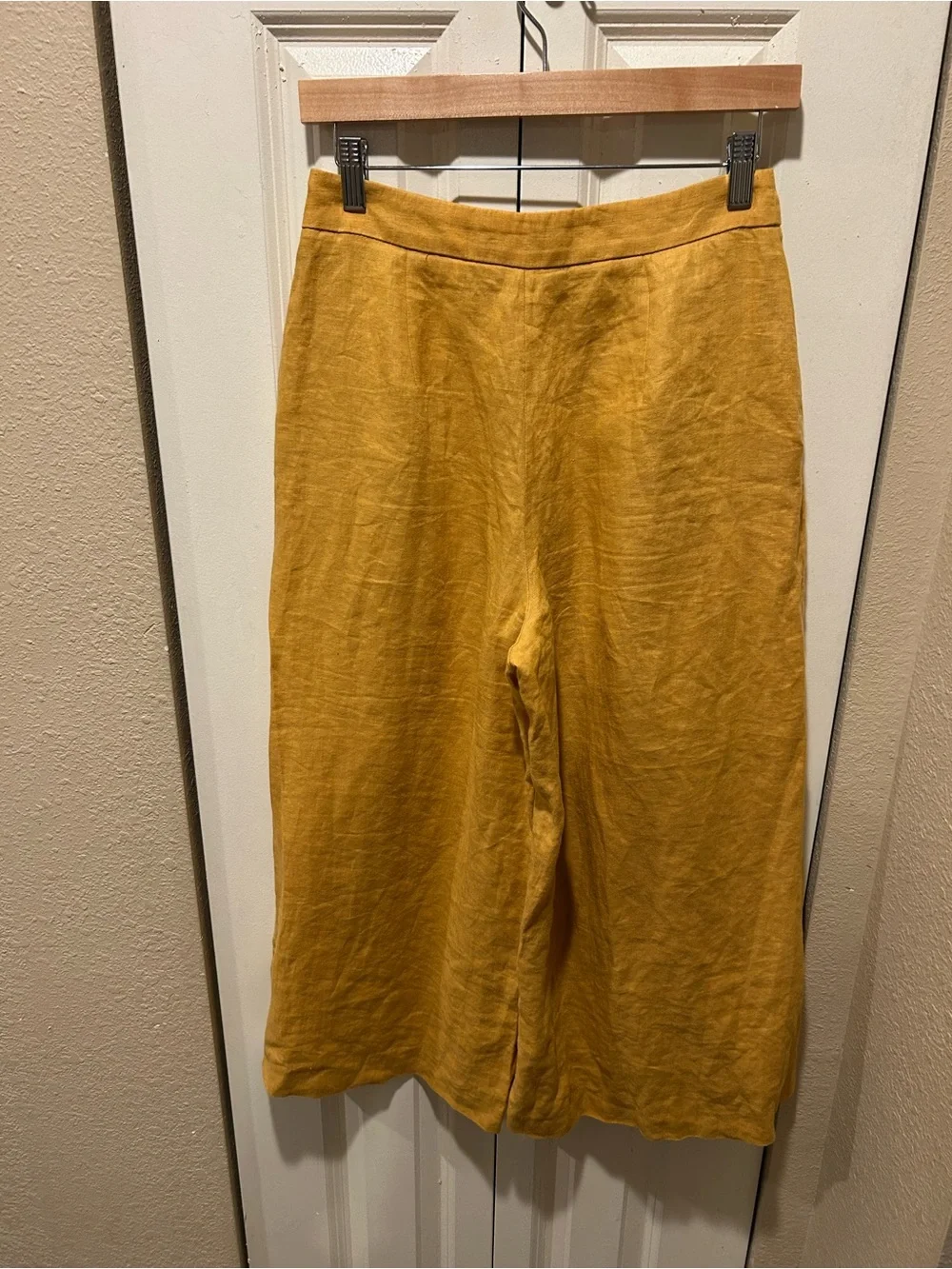 Zara 100% Linen Yellow Pleated Culottes Wide Leg , Small